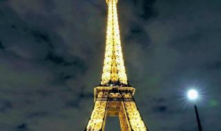法国埃菲尔铁塔高度 埃菲尔铁塔多高
